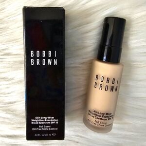 Bobbi Brown Skin Long-Wear Weightless Foundation SPF15- N-012 Porcelain